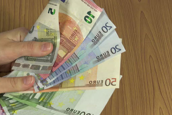 پول یورو